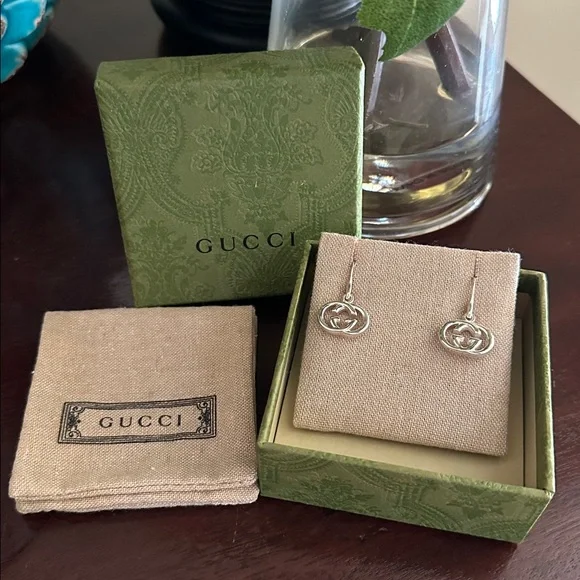 NWT Gucci interlocking GG sterling silver earrings with pouch and box